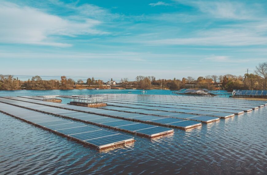 Floating Solar Panels Market Poised for Rapid Expansion, Set to Grow at 24% CAGR